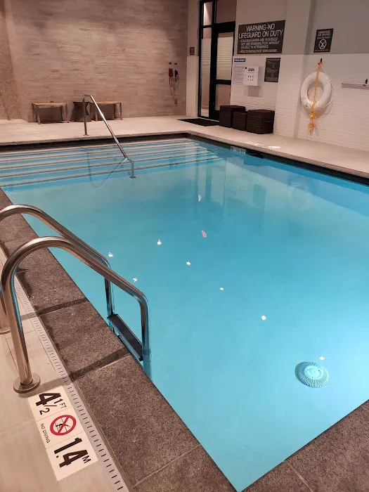 Fairfield Inn & Suites Boston Waltham 5