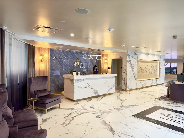 Iris Hotel Boston 5