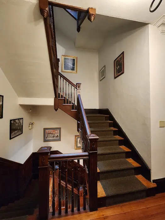 Beacon Inn 5