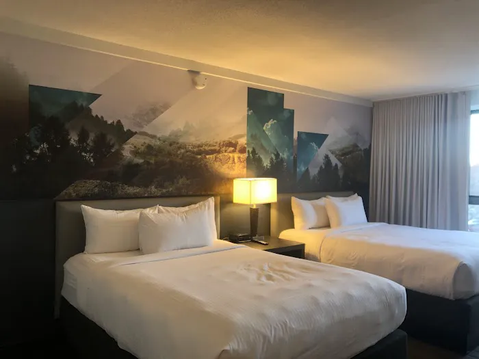 Studio Allston Hotel 5