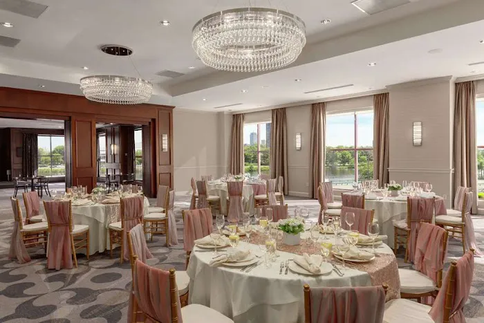 DoubleTree Suites by Hilton Hotel Boston - Cambridge 5
