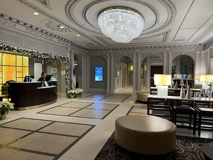 Sheraton Commander Hotel 5