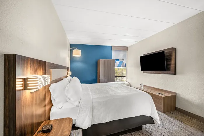 Holiday Inn Express Boston North-Woburn by IHG 4