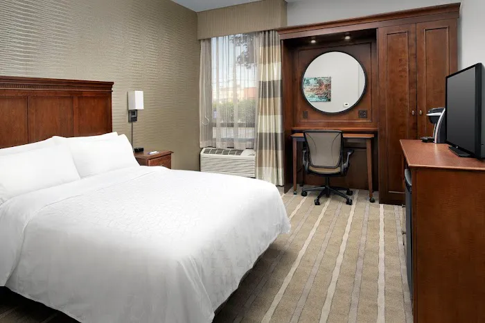 Holiday Inn Express Boston North-Woburn by IHG 4