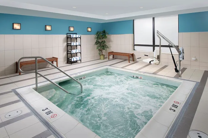 Holiday Inn Express Boston North-Woburn by IHG 4