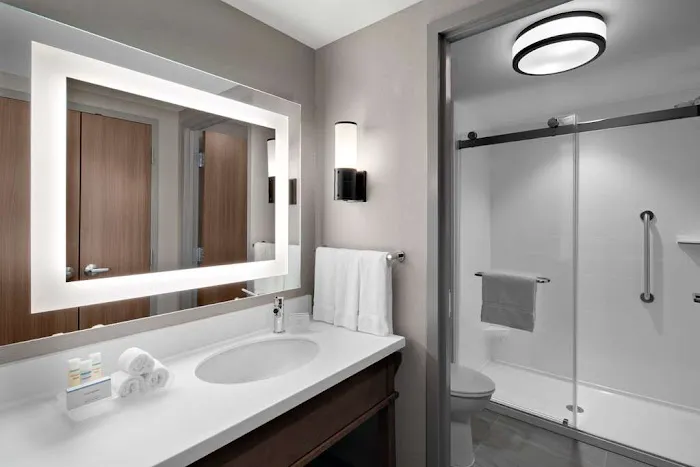 Homewood Suites by Hilton Boston Woburn 4