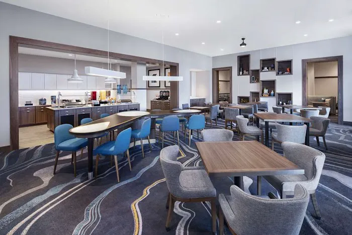 Homewood Suites by Hilton Boston Woburn 4