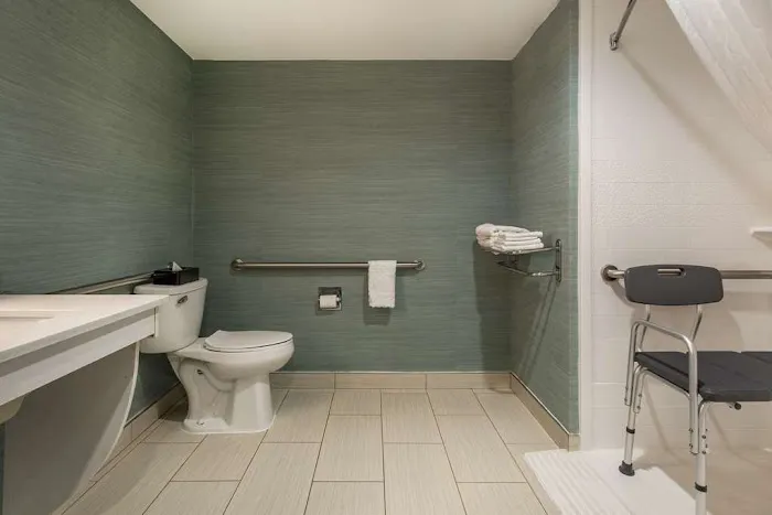 Best Western Plus New Englander 4