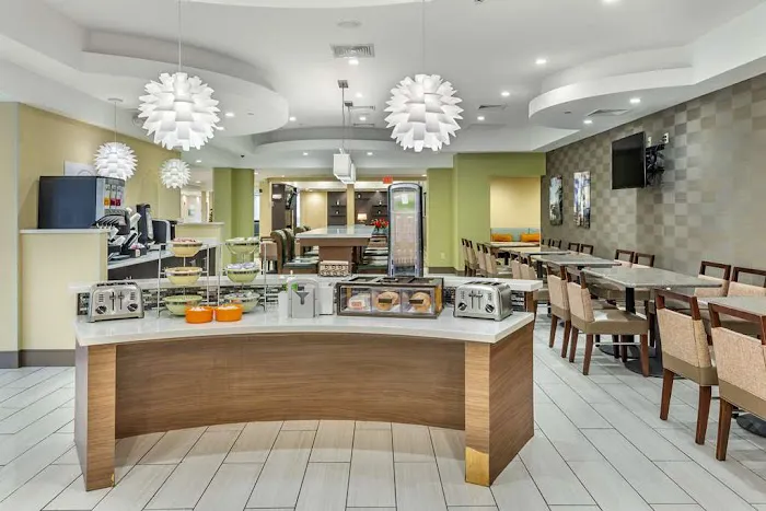Best Western Plus New Englander 4