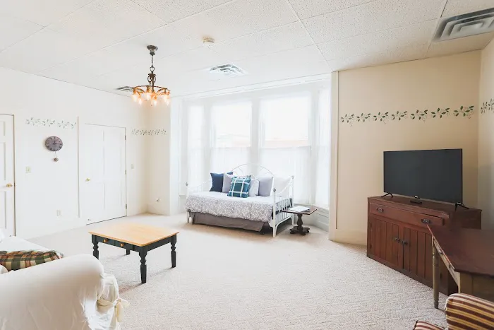 Winger Suites 4