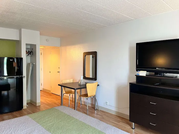 Studio 6 Suites Clarion, PA 4