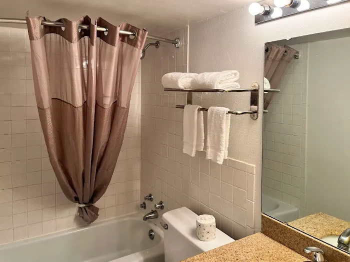 Studio 6 Suites Clarion, PA 4