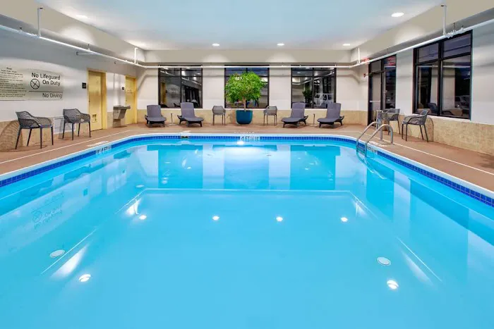Hampton Inn Clarion 4