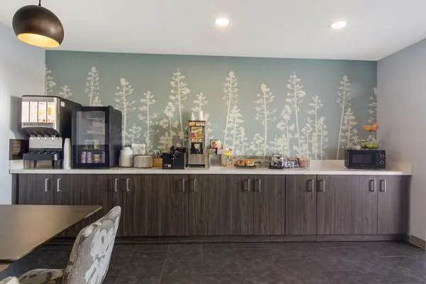 Sleep Inn & Suites Clarion, PA near I-80 4
