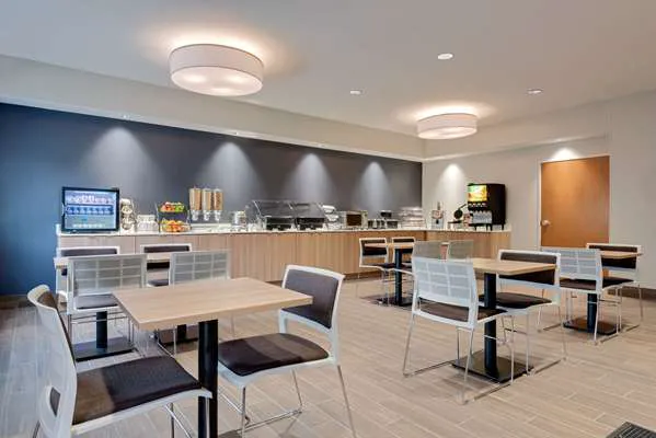 Microtel Inn & Suites by Wyndham Clarion 4