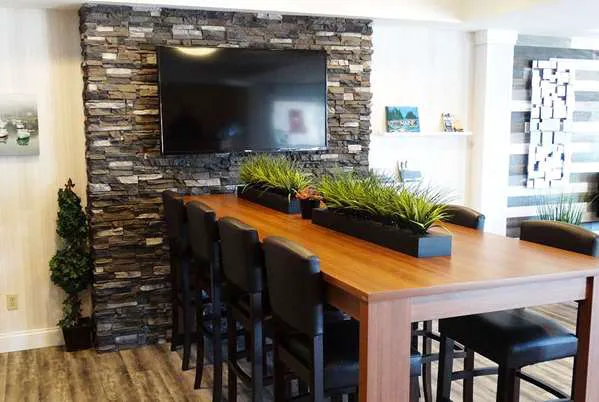 Microtel Inn & Suites by Wyndham York 4