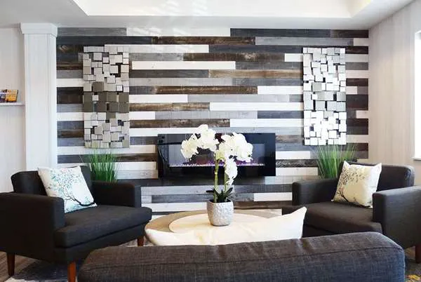 Microtel Inn & Suites by Wyndham York 4