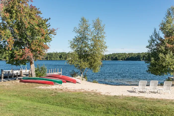 Crescent Lake Inn & Suites 5