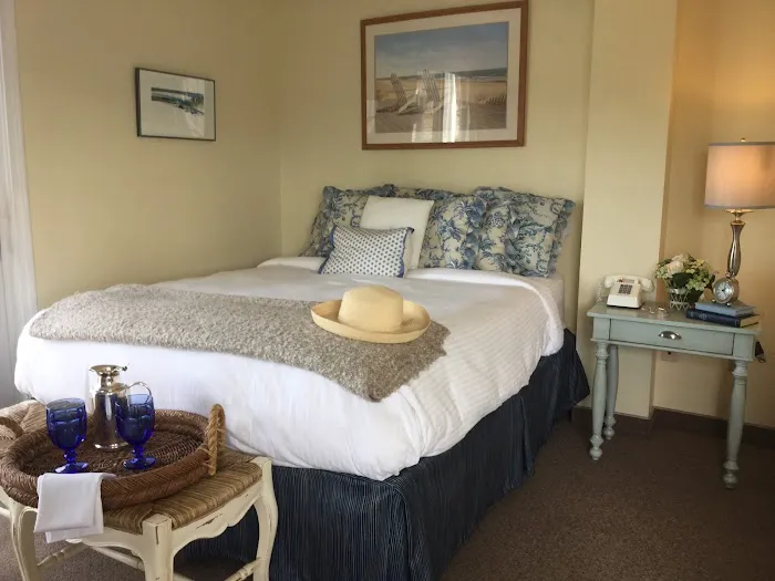 The Beach Rose Inn 4