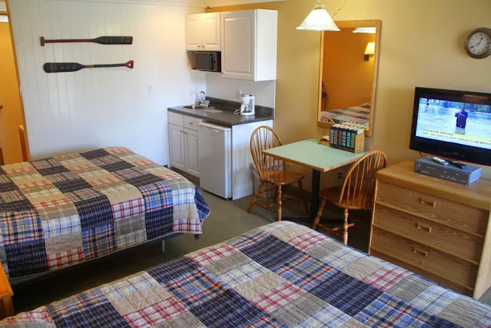Sea Mist Resort Motel 4