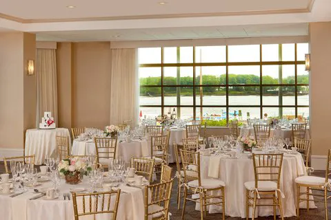 Sheraton Portsmouth Harborside Hotel 4