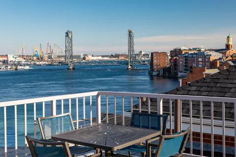 Sheraton Portsmouth Harborside Hotel 4
