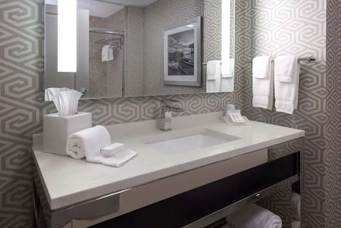 Hilton Garden Inn Portsmouth Downtown 4