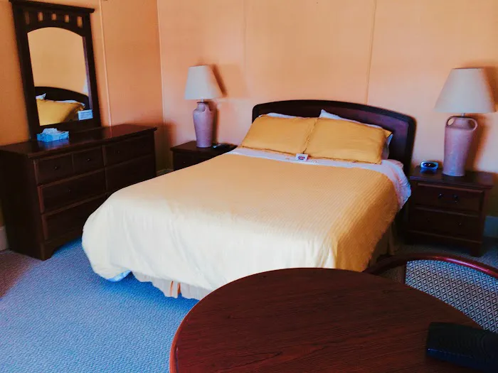 Moulton Hotel 5