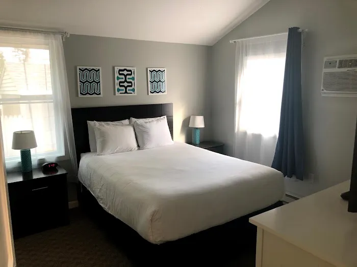 Kittery Inn and Suites 5