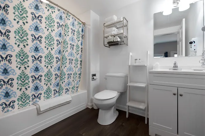 Kittery Inn and Suites 5