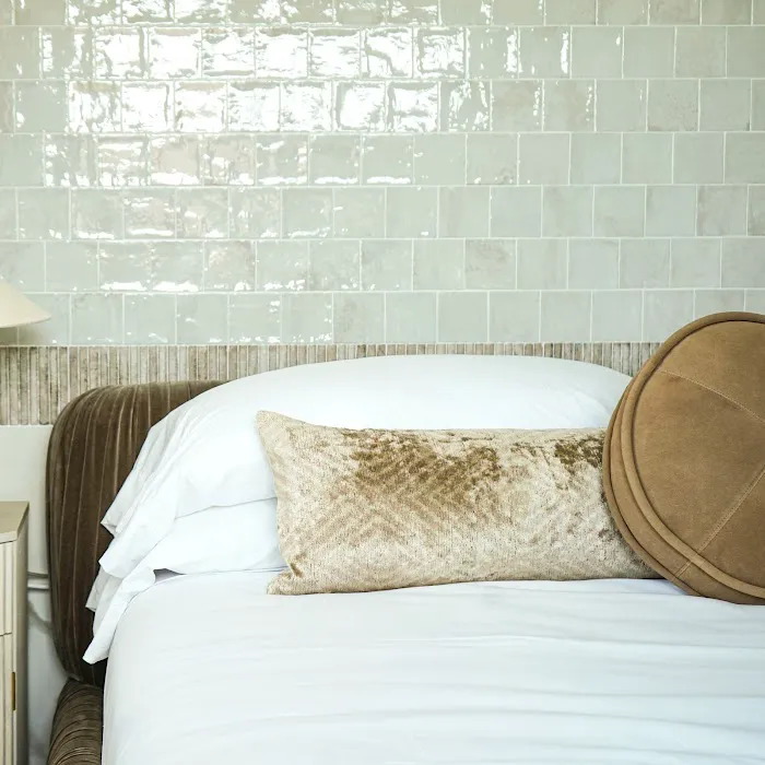 The Bow Hotel 4