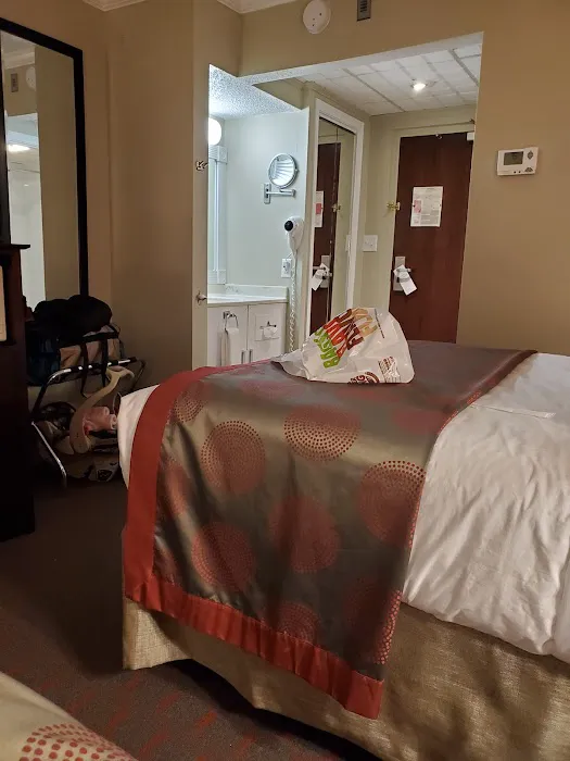 Ramada by Wyndham Lewiston Hotel & Conference Center 4