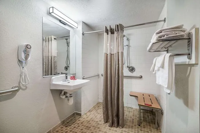 SureStay by Best Western Lewiston 4