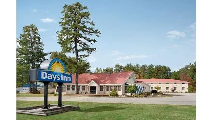 Days Inn by Wyndham Tamworth 4
