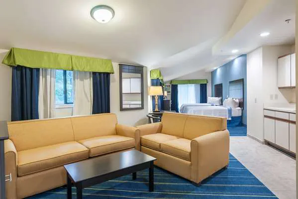 Days Inn by Wyndham Tamworth 4