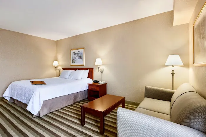 Hampton Inn Waterville 4