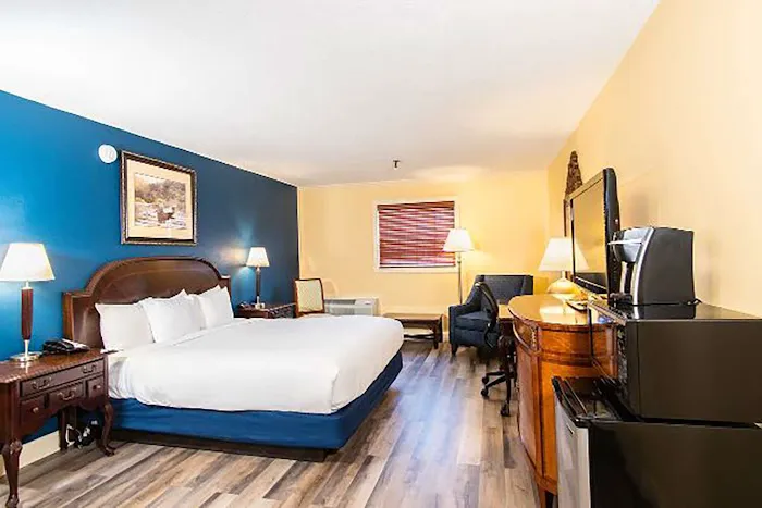 Fireside Inn & Suites Waterville 4