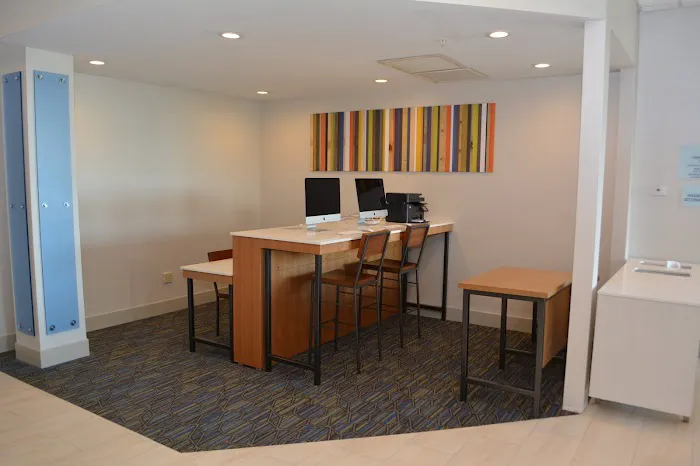 Holiday Inn Express & Suites Waterville - North by IHG 4