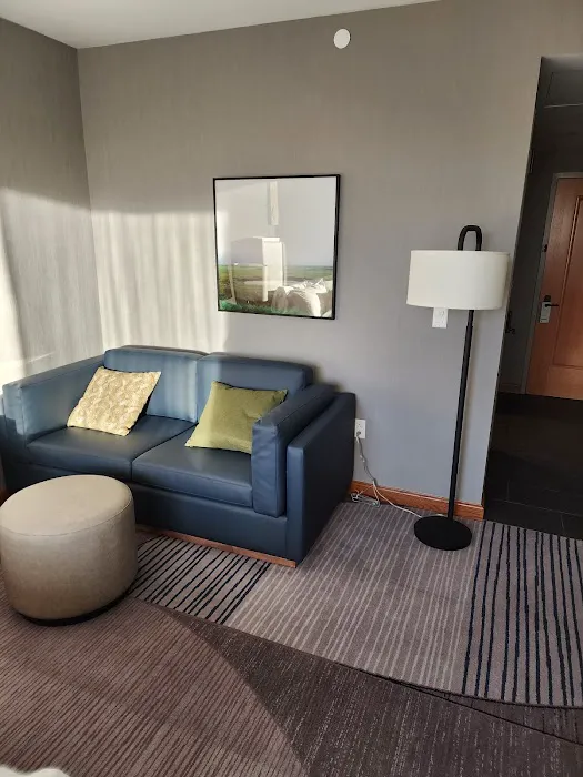 Lockwood Hotel 4