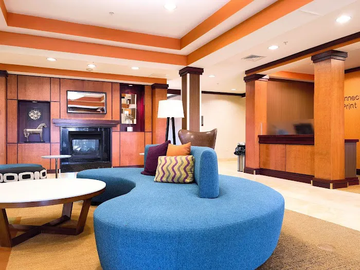 Fairfield Inn & Suites Augusta 4