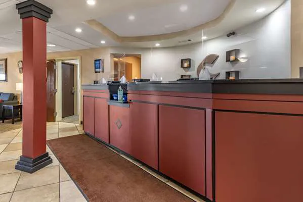 Comfort Inn Civic Center 4