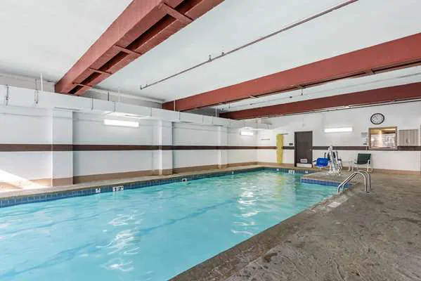 Comfort Inn Civic Center 4