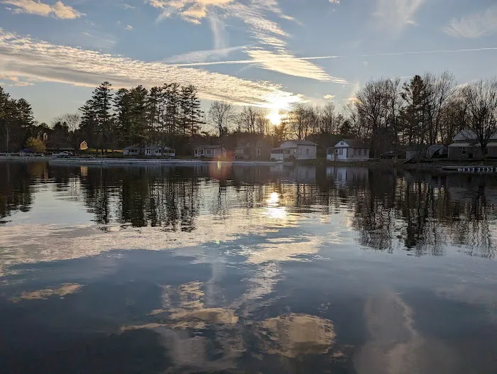 Lakeside Lodge And Marina 5