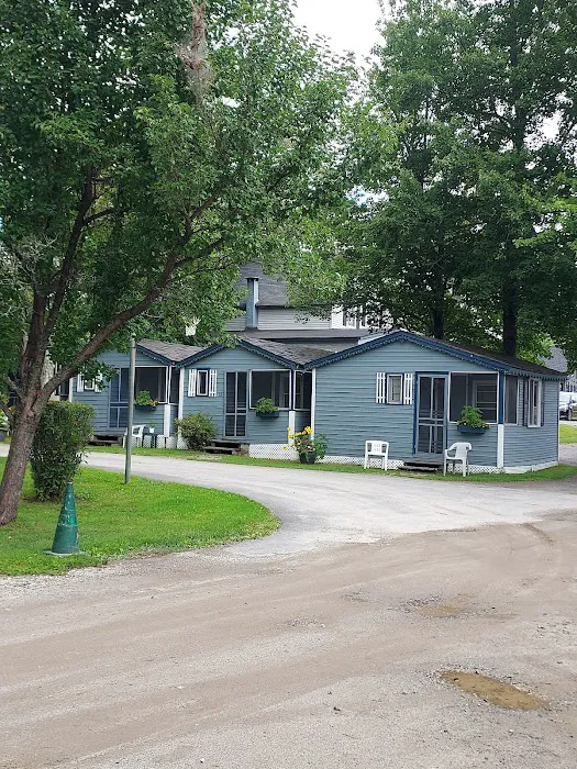Lakeside Lodge And Marina 5