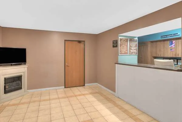 Super 8 by Wyndham Augusta 4