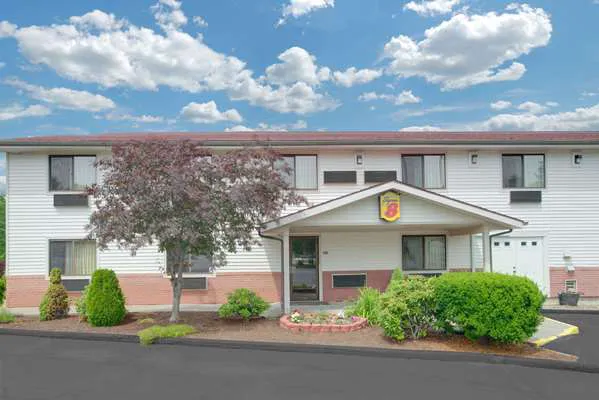 Super 8 by Wyndham Augusta 4