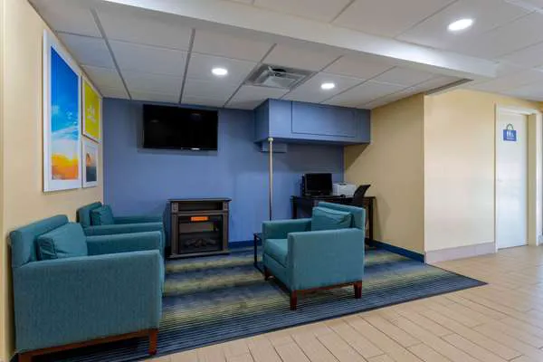 Days Inn by Wyndham Augusta 4