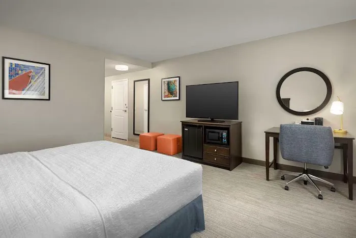 Hampton Inn Augusta 4