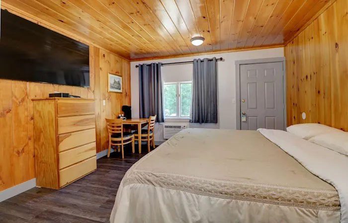 Canaan Motel 4