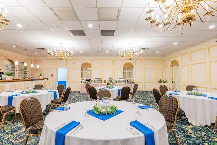 Senator Inn & Spa 4